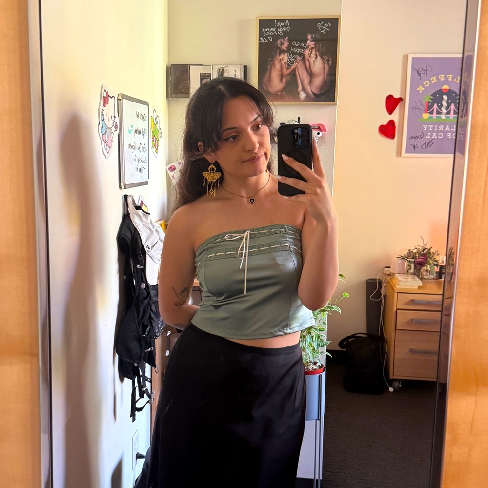 Meet your Posher, Angie